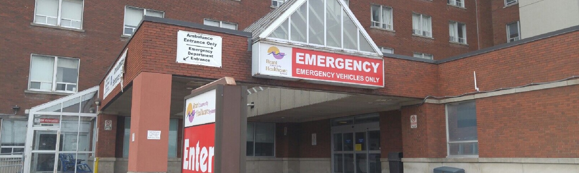 Emeregency entrance at Brantford General Hospital